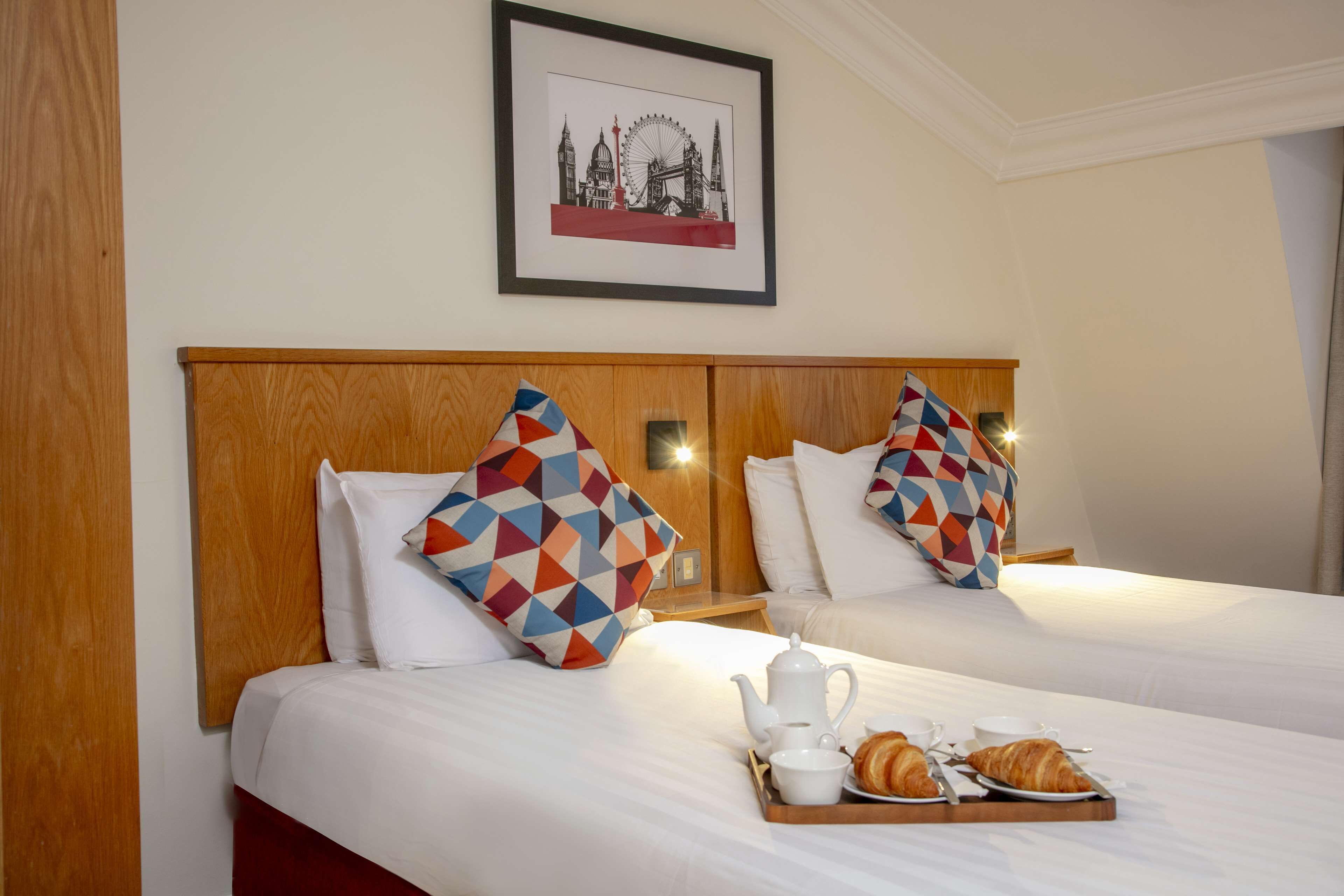 Photo - Queensway Hotel, Sure Hotel Collection by Best Western