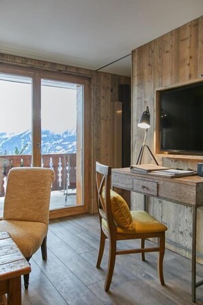 Deluxe-Zimmer | 1 Schlafzimmer, Minibar, Zimmersafe, individuell dekoriert
