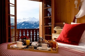Suite, Balcony, Mountain View (South view) | View from room