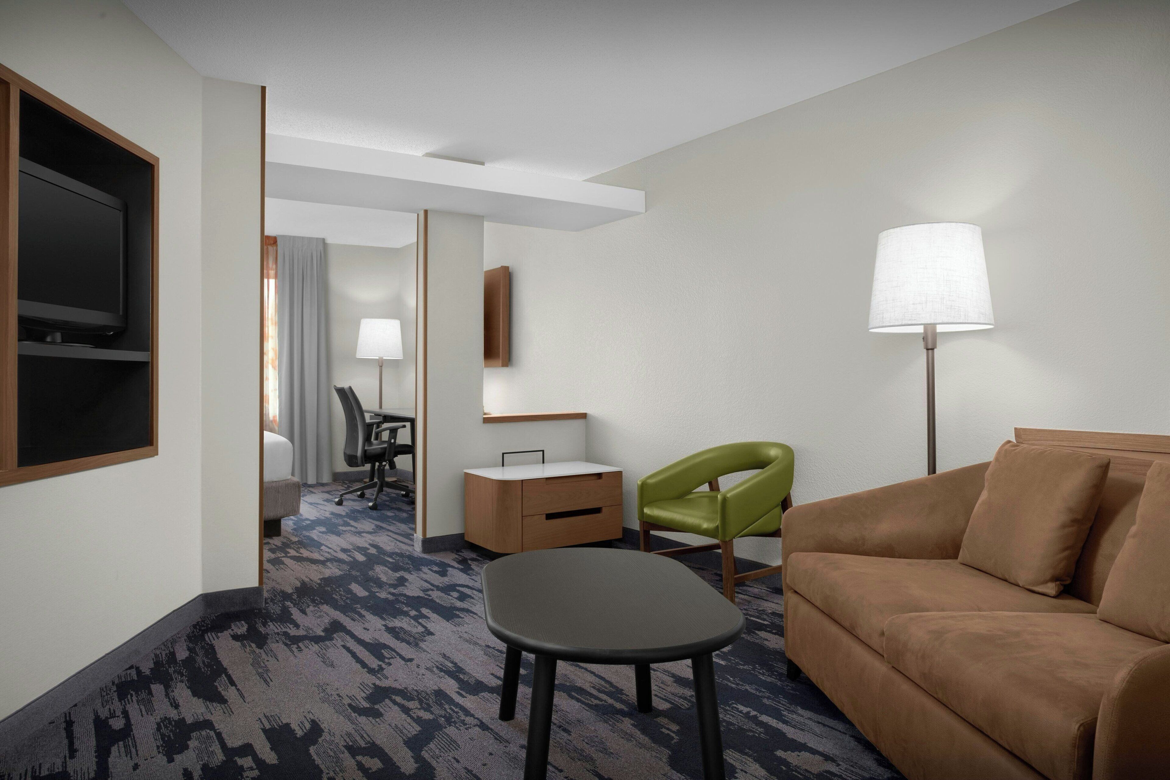 1 bedroom, premium bedding, desk, blackout curtains