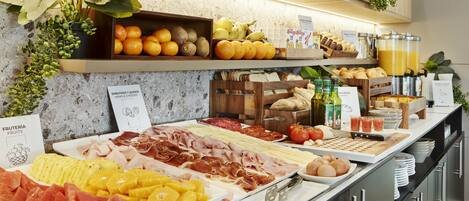 Daily buffet breakfast for a fee