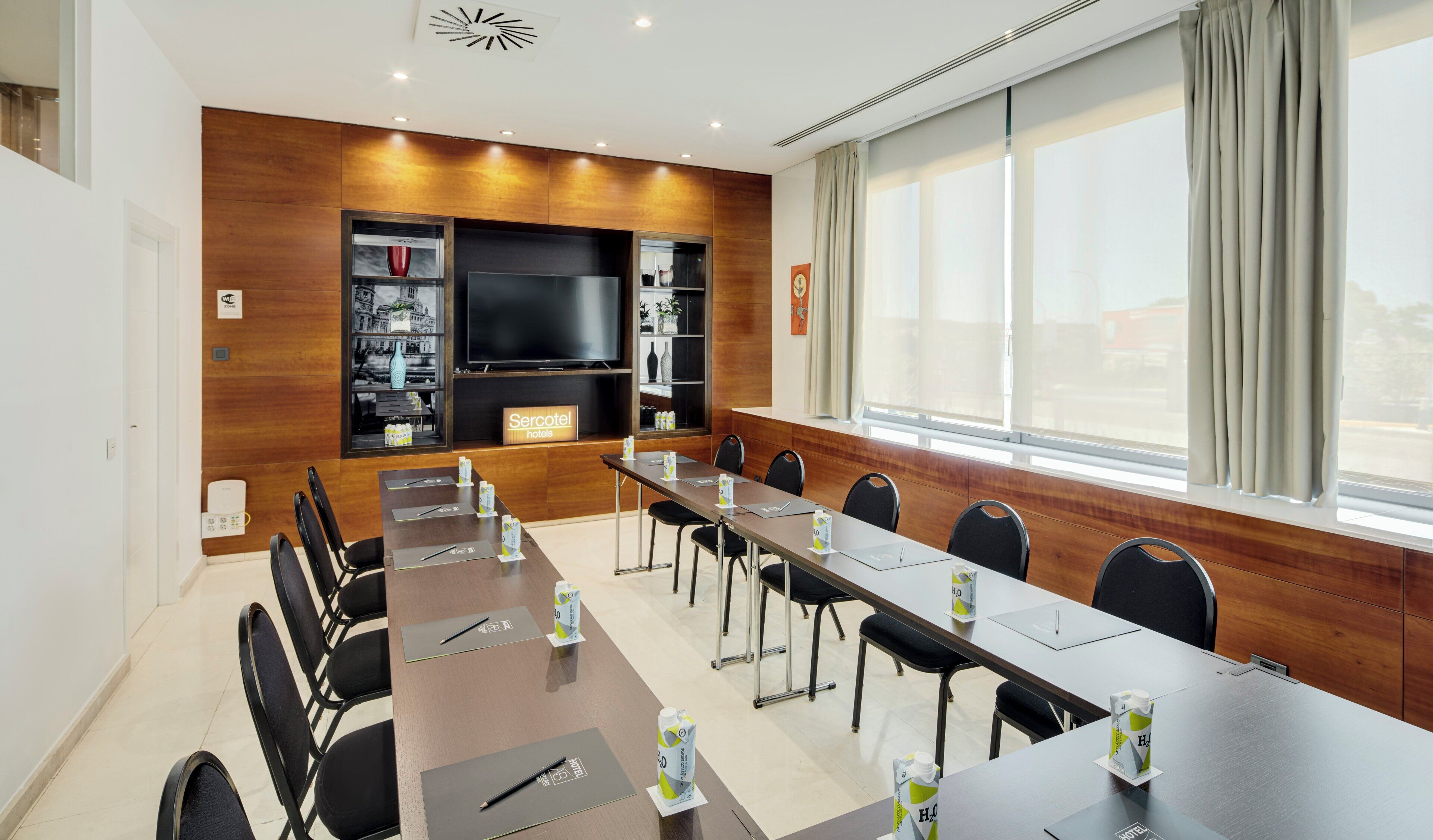 Meeting facility