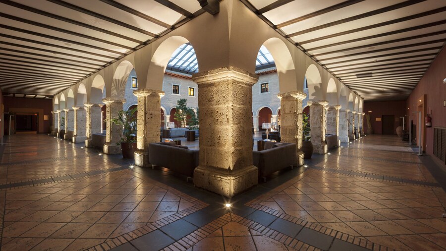 AC Hotel Palacio de Santa Ana by Marriott