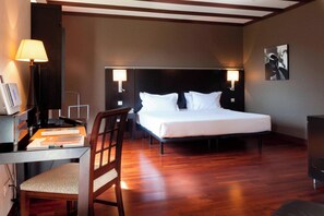 Junior Suite, 1 King Bed