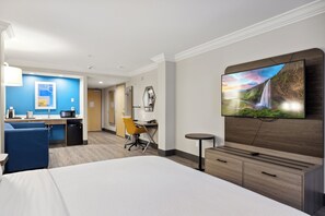 Suite, 1 King Bed, Accessible (Communications, Mobility) | Room amenity