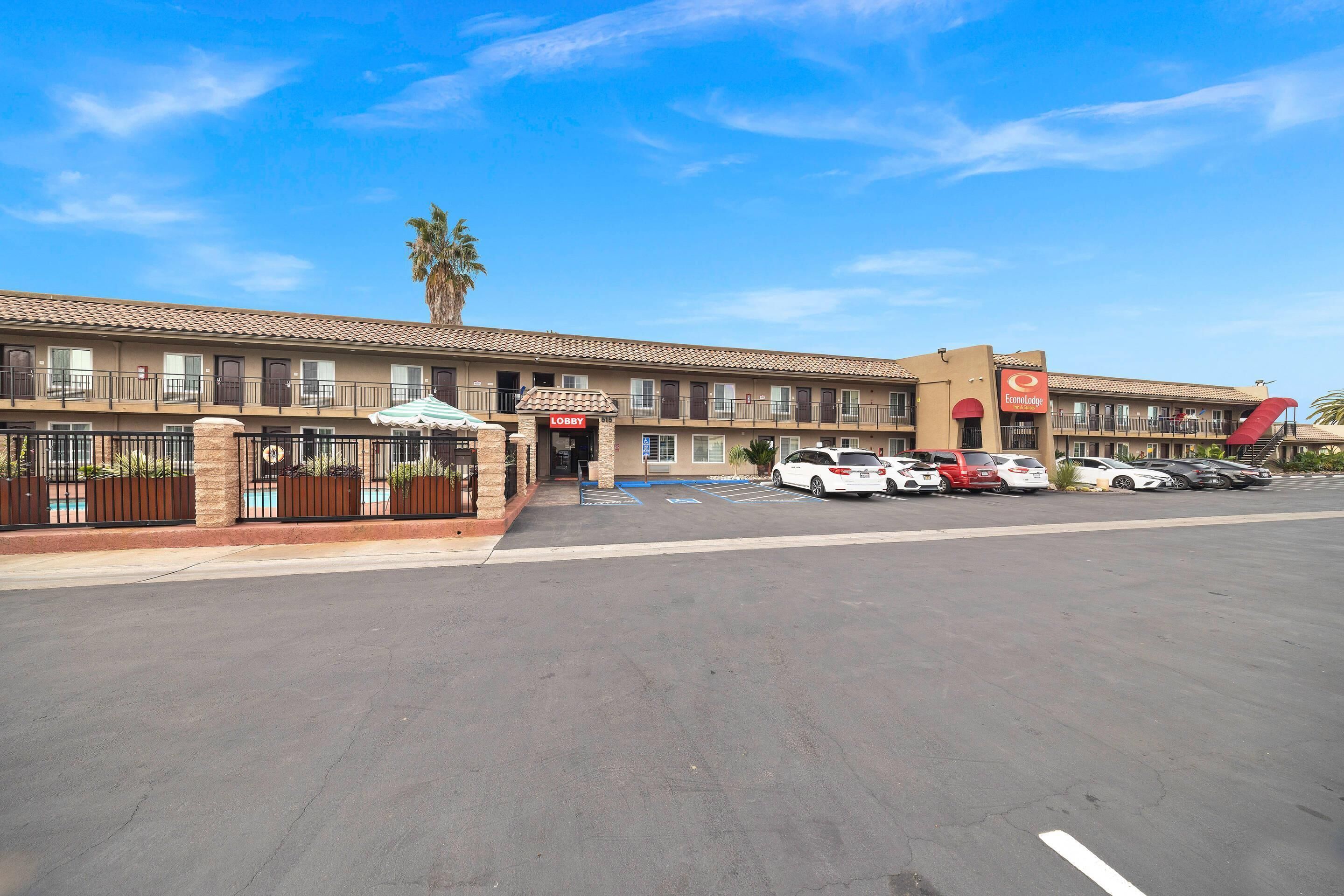 Foto - Econo Lodge Inn & Suites Escondido Downtown