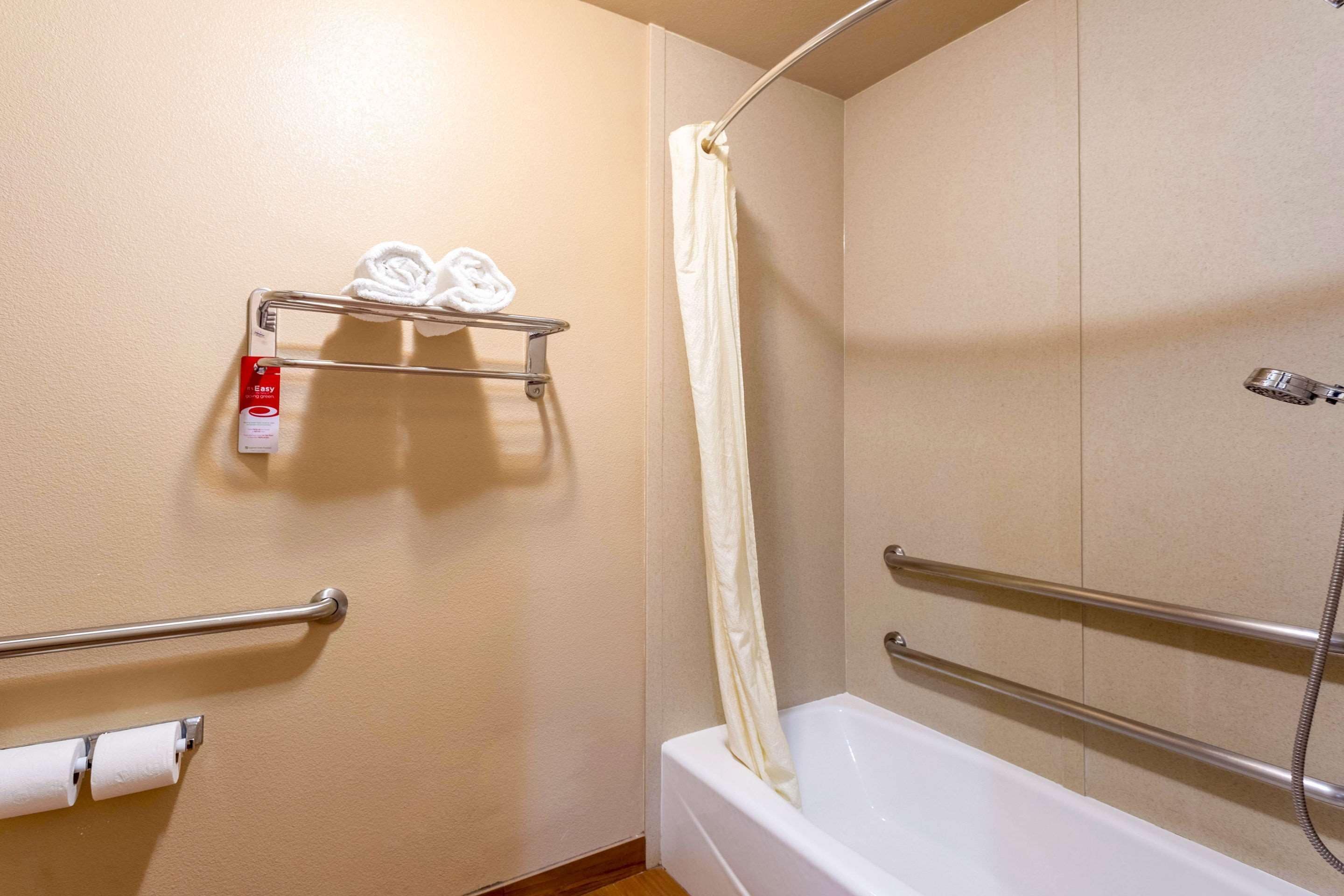 Foto - Econo Lodge Inn & Suites Escondido Downtown