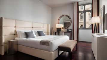 Junior Suite | Premium bedding, minibar, in-room safe, desk