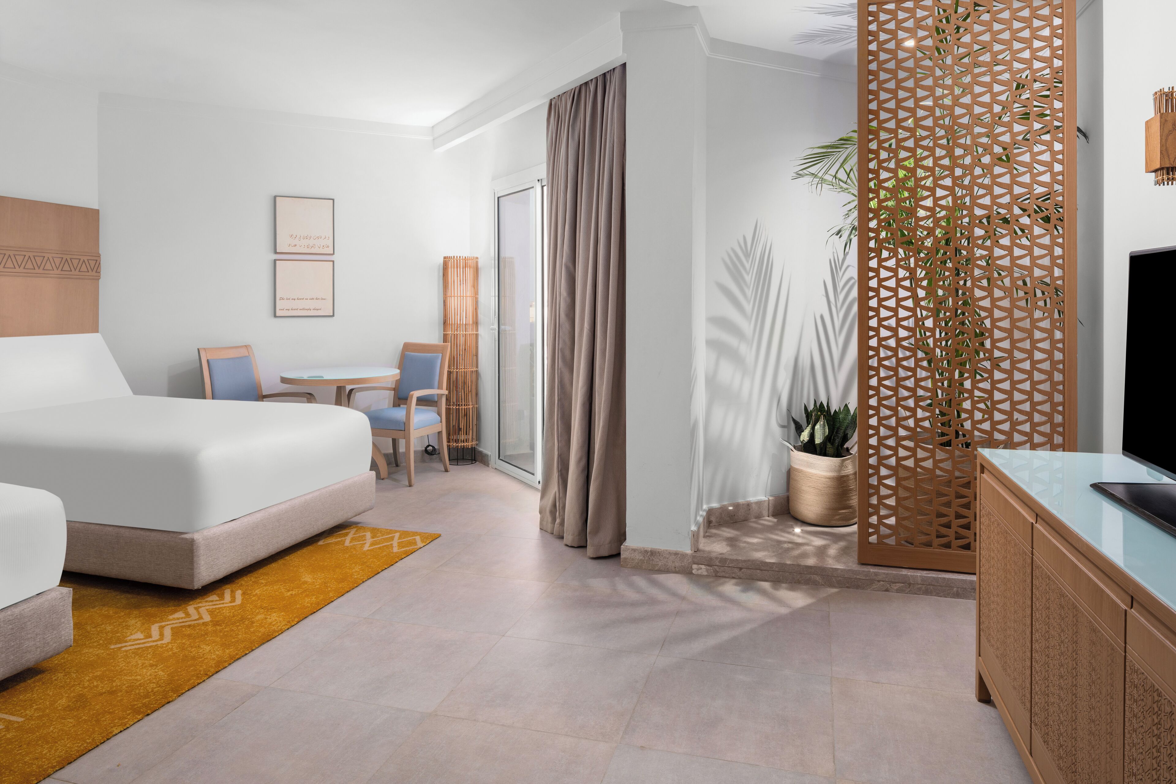 Premium Room, 2 Single Beds, Pool View | Egyptian cotton sheets, hypo-allergenic bedding, down duvets