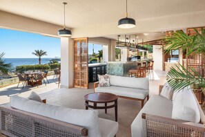 4 restaurants, breakfast, lunch, dinner served; Asian cuisine - DoubleTree by Hilton Sharm El Sheikh - Sharks Bay Resort (Sharm El Sheikh)