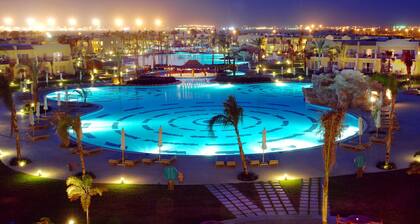 DoubleTree by Hilton Sharm El Sheikh - Sharks Bay Resort