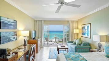 Ocean Front,Junior Suite | Caja de seguridad en la habitación, escritorio y cortinas blackout