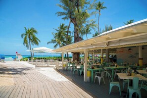 4 restaurants; breakfast, lunch and dinner served  - Turtle Beach, a Tribute Portfolio™ All Inclusive Hotel (Maxwell)