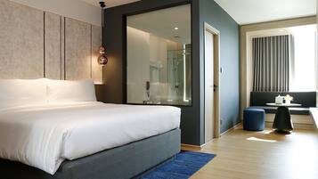 Deluxe Double Room, 1 King Bed | Minibar, in-room safe, desk, blackout curtains