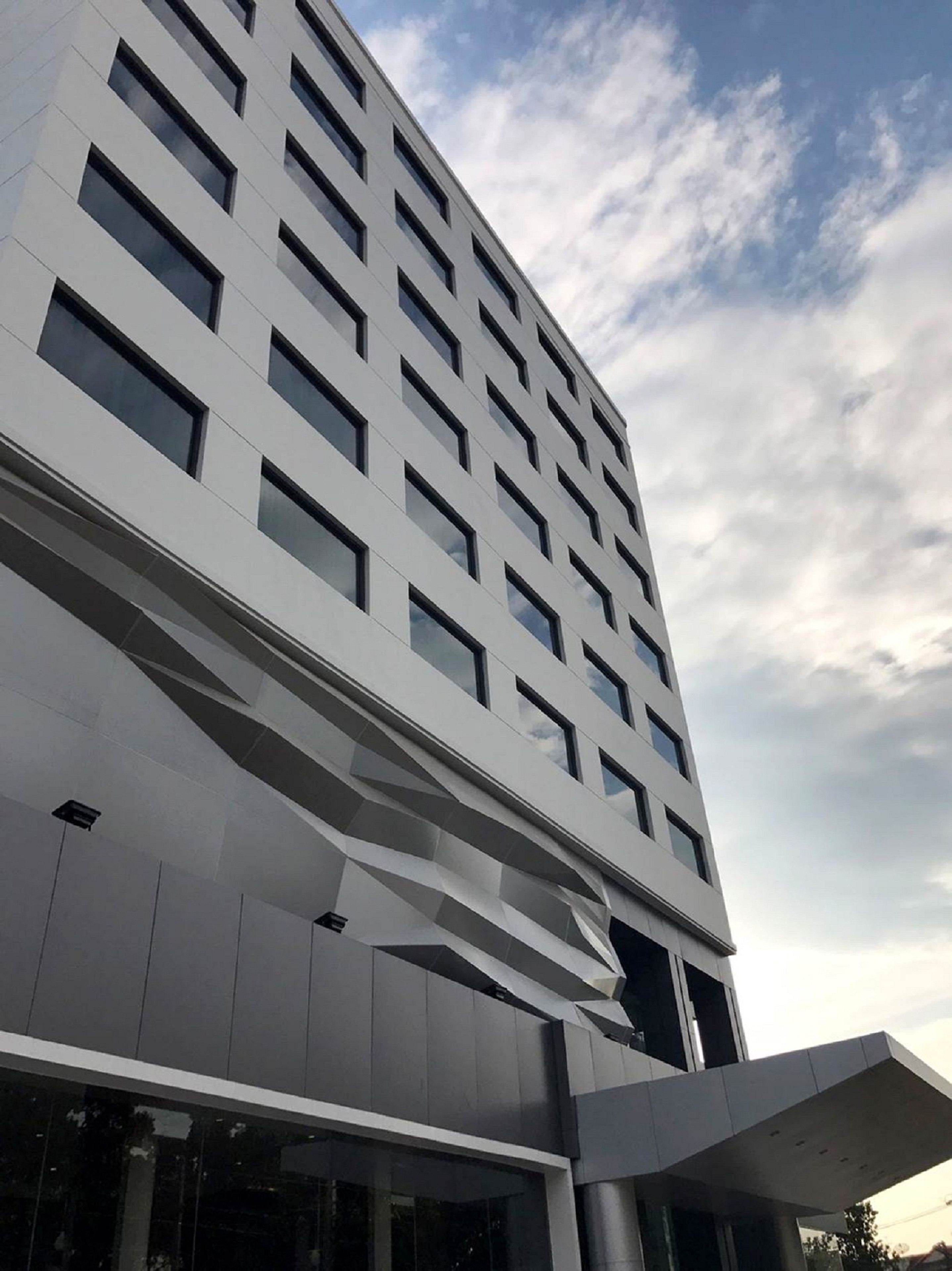 Foto - Louis Tavern Hotel