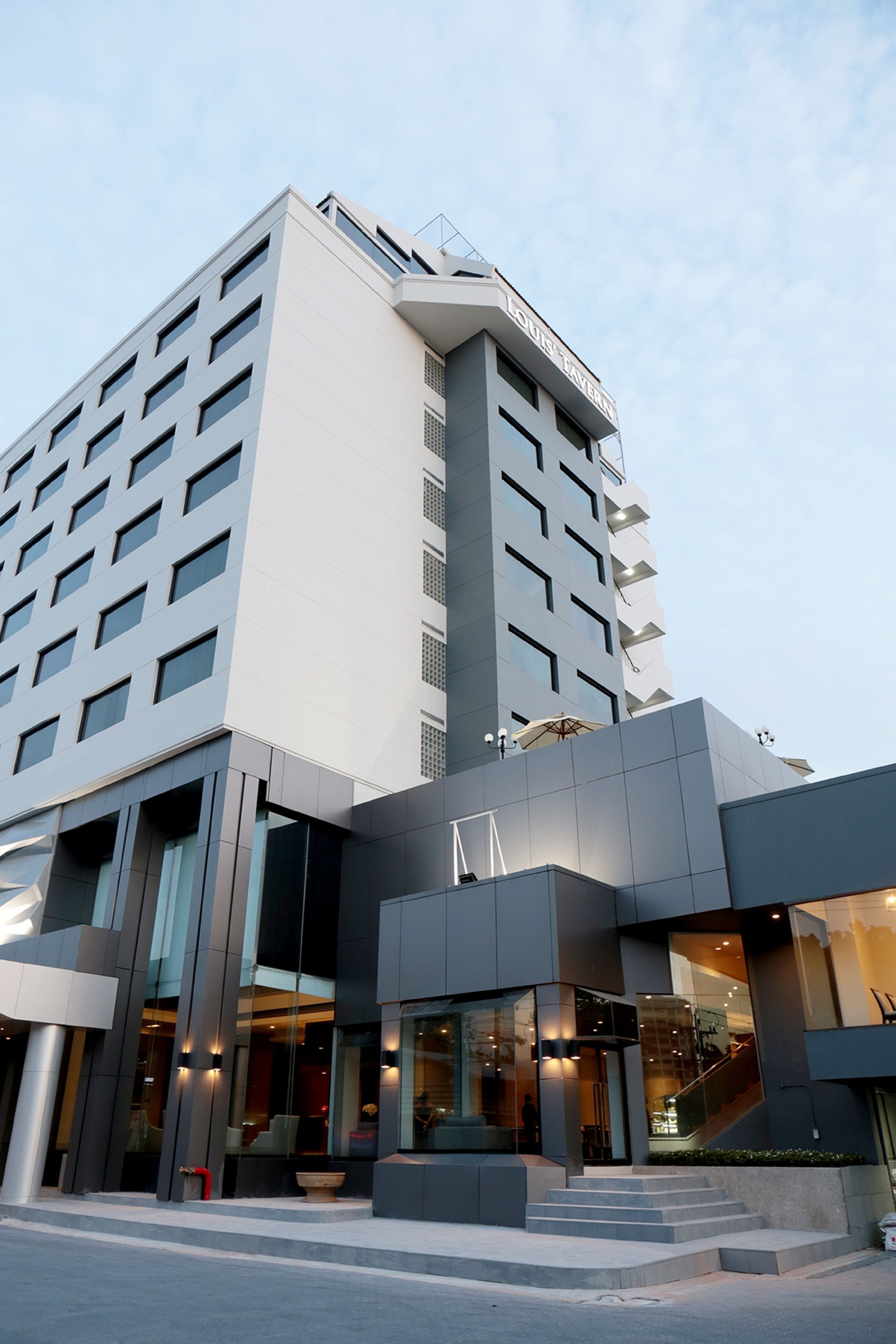 Foto - Louis Tavern Hotel