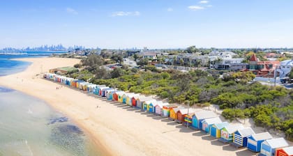 Saint Kilda Beach Hotel