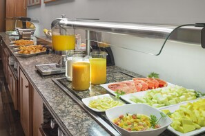 Daily buffet breakfast (EUR 13 per person) - Hotel Exe Ciudad de Cordoba (Córdoba)