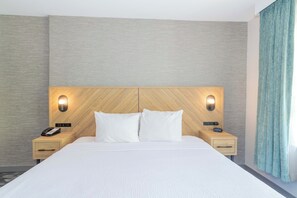 1 bedroom, desk, iron/ironing board, free WiFi - Sandman Suites Surrey-Guildford (Surrey)