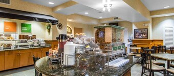 Comfort Suites Airport