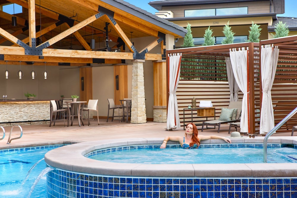 Garden of the Gods Resort by null