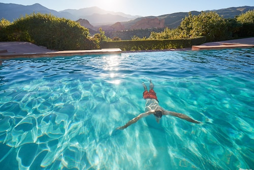 Garden of the Gods Resort and Club
