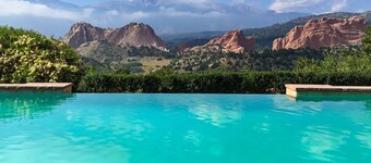 Garden of the Gods Resort and Club