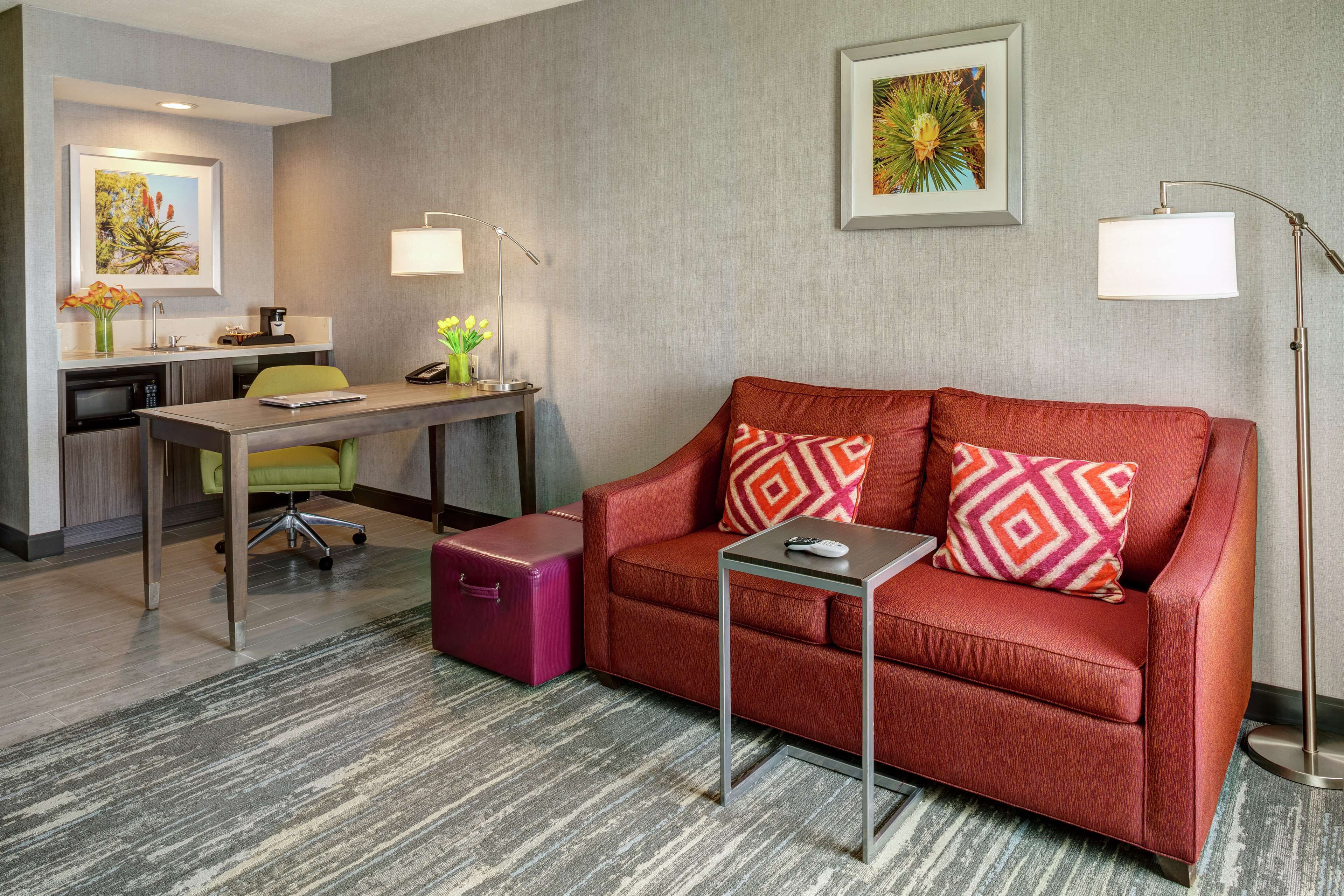 king studio | premium bedding, minibar, desk, iron/ironing board