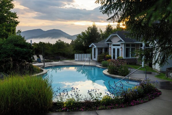 Indoor pool, outdoor pool