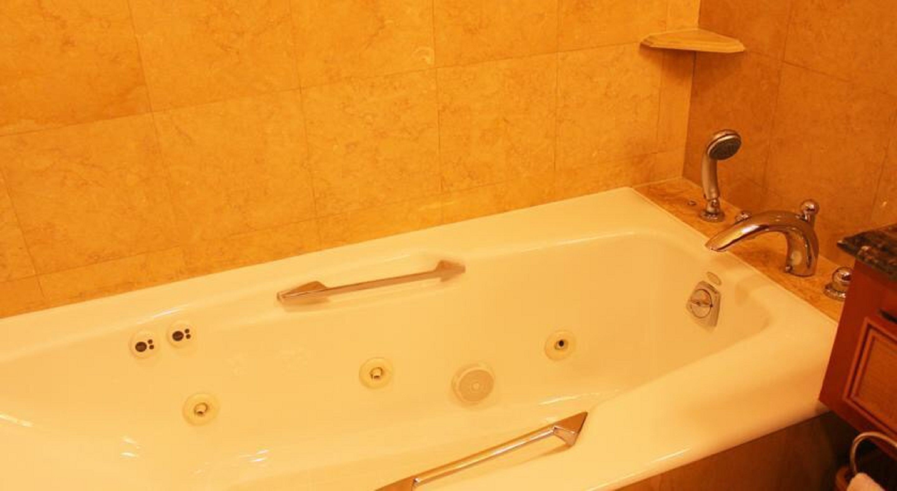 shower, free toiletries, hair dryer, dressing gowns