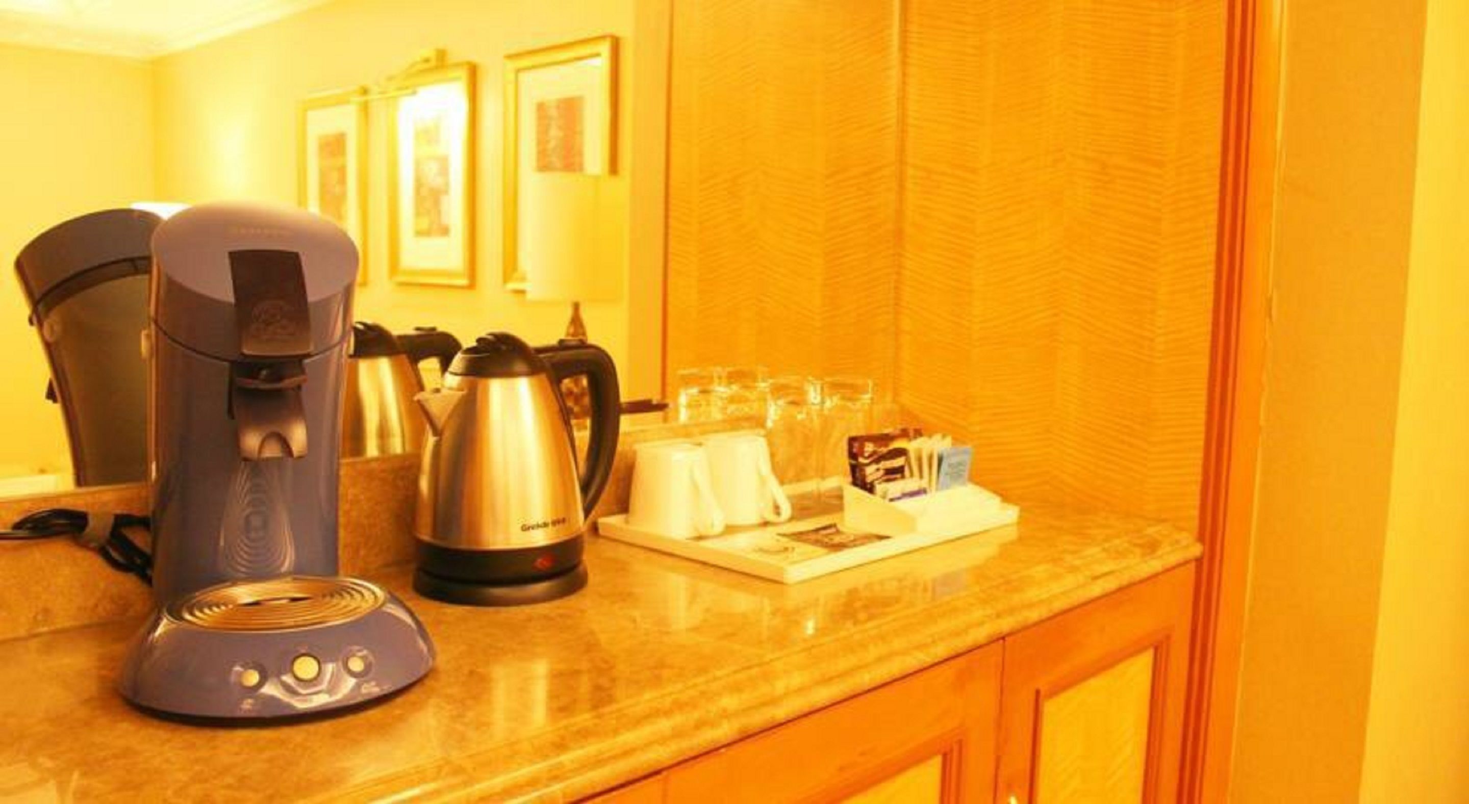 desk, soundproofing, iron/ironing board, free wifi