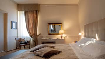 Literie hypoallergénique, minibar, coffres-forts dans les chambres