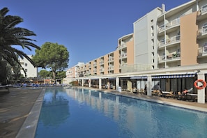 Indoor pool, outdoor pool