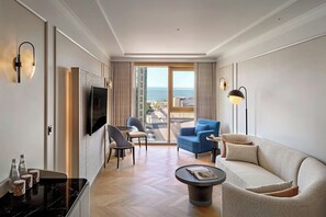 Suite ejecutiva, 1 habitación, no fumadores, vistas al mar | Sábanas italianas Frette y ropa de cama de alta calidad