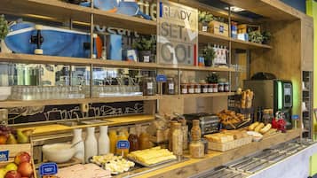 Daily buffet breakfast (EUR 7.50 per person)