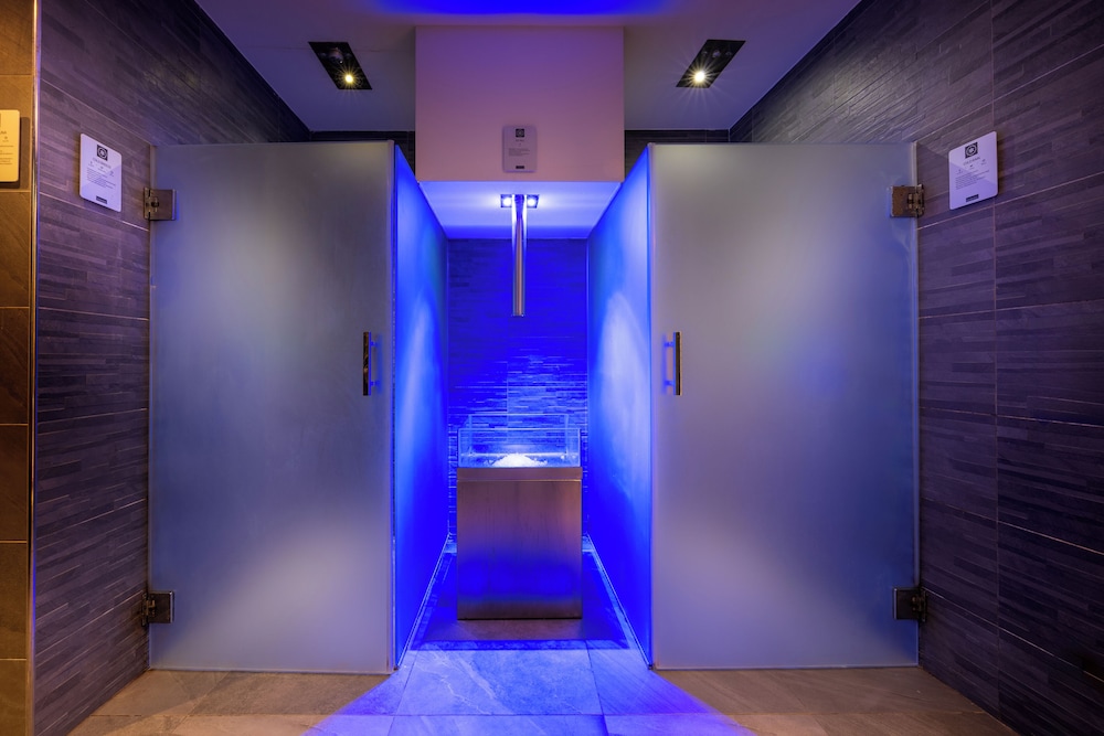 Hotel Metropole by null