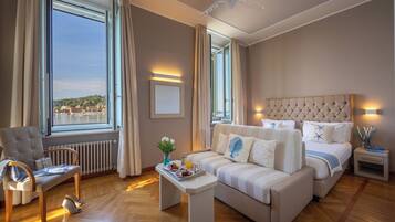 Junior-Suite | Hochwertige Bettwaren, Minibar, Zimmersafe, Schreibtisch