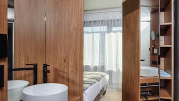Appartamento, 4 camere da letto | Cassaforte in camera, una scrivania, culle/letti per bambini (gratuiti)