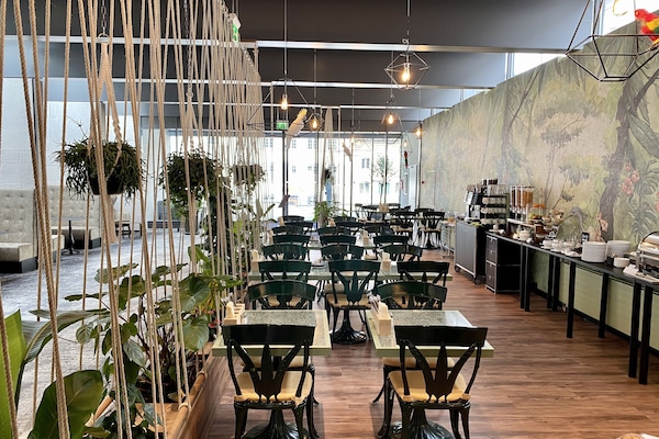 Colazione continentale, servita tutte le mattine (15 CHF a persona)