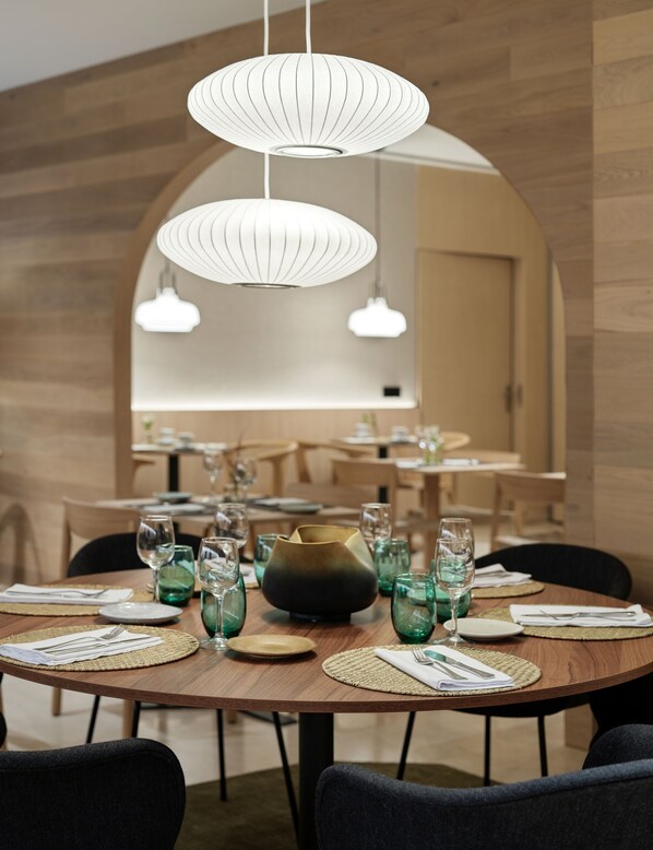 Breakfast, lunch and dinner served - Hotel Zenit Coruña (A Coruña)
