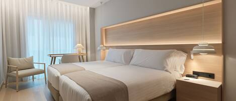 Minibar, in-room safe, desk, laptop workspace