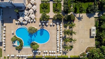 Indoor pool, outdoor pool, pool loungers