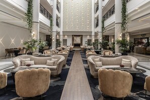 Lobby - Hilton Nicosia (Egkomi)