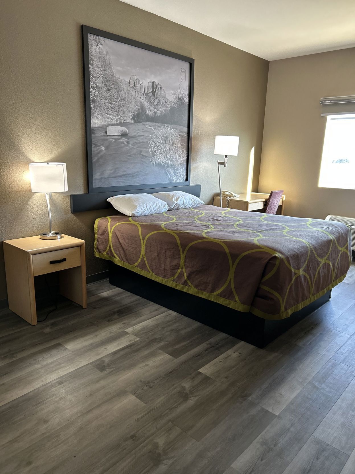 Desk, blackout curtains, free WiFi, alarm clocks