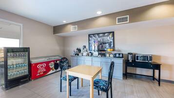 Free daily on-the-go breakfast