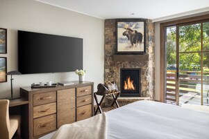 Room, Balcony (King Fireplace) | Balcony