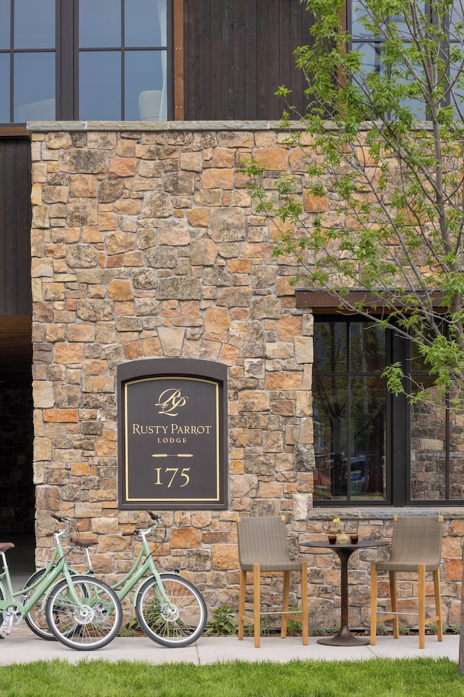 The Rusty Parrot Lodge and Spa by null