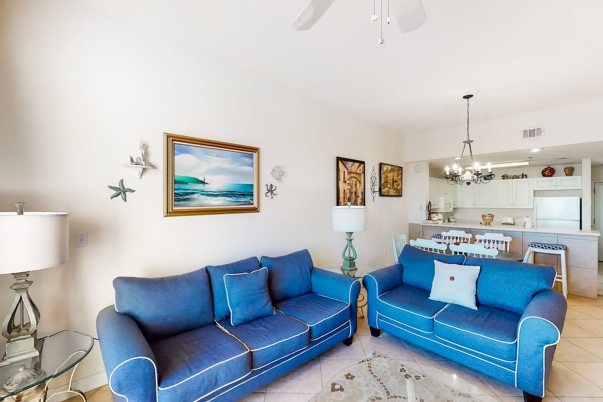 Condo, 2 Bedrooms (Standard) | Living area | TV, DVD player