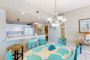 Condo, 2 Bedrooms (Deluxe) | Living area - Leeward Key Condominiums (Miramar Beach)