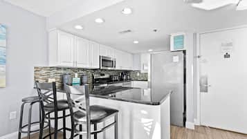 Condo, 2 Bedrooms (Sea View) | Private kitchen | Full-size fridge, microwave, oven, coffee/tea maker